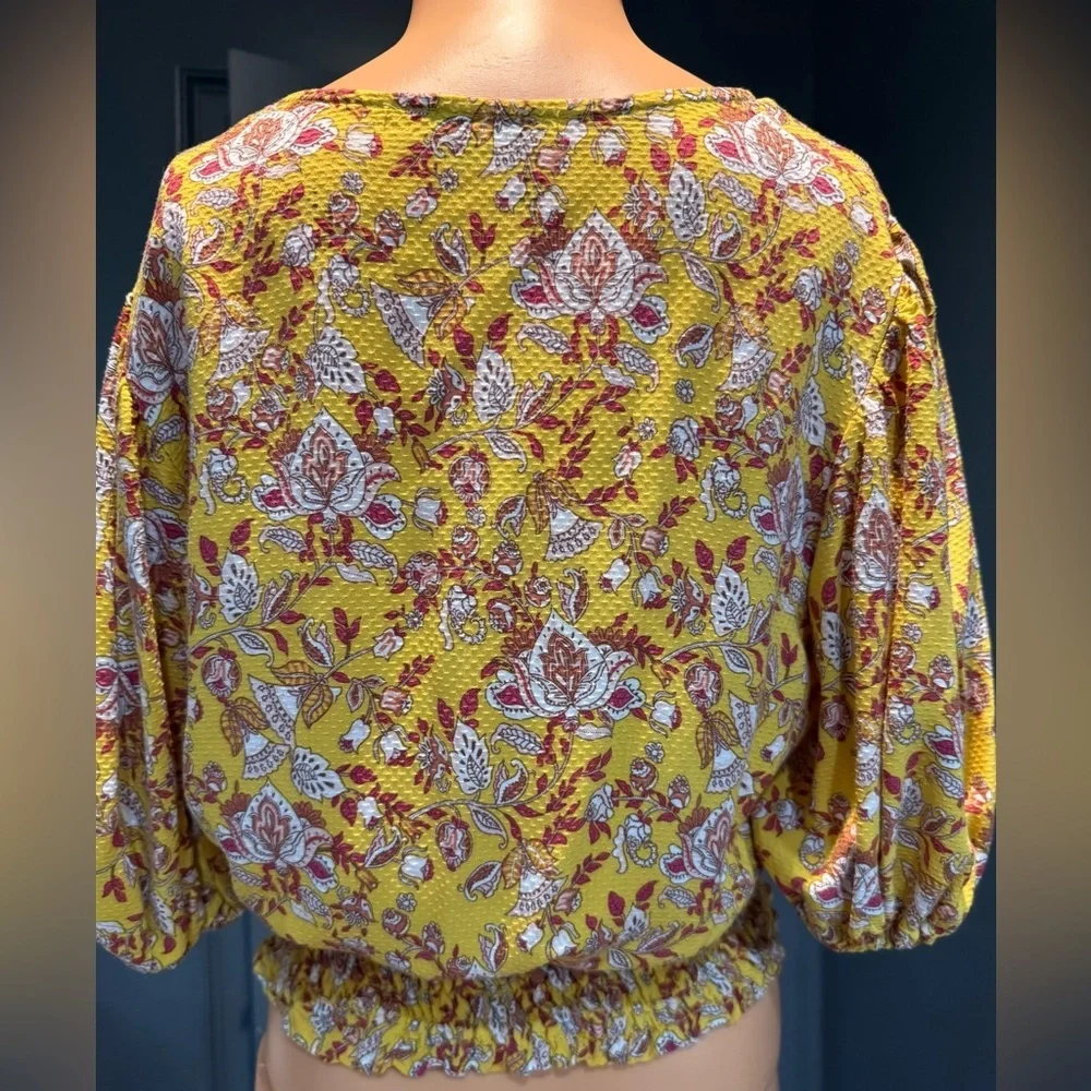 Cupcakes & Cashmere Yellow Floral Smocked Puff Sleeve Blouse Medium